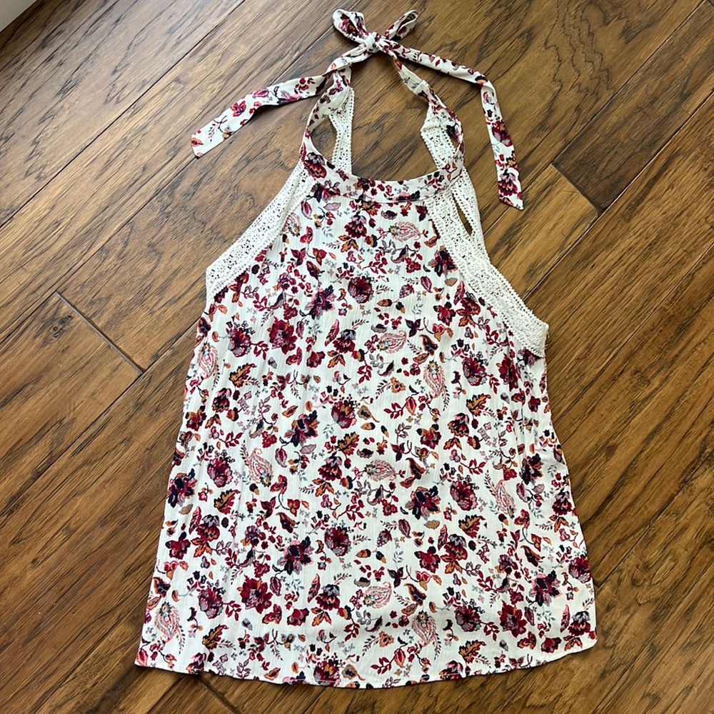 LUQ size medium top